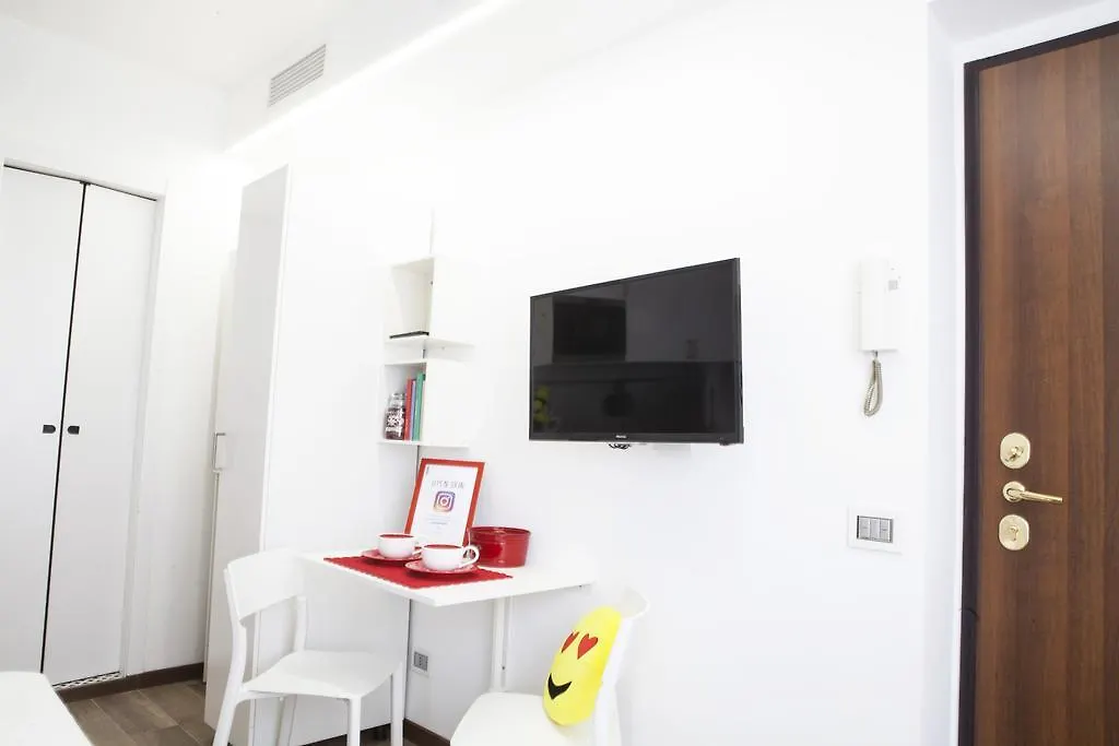 Alessia'S Flat - Sarpi Apartment Milan